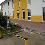 酒店 I-motel Nahe Frankfurt 奥博茨豪森