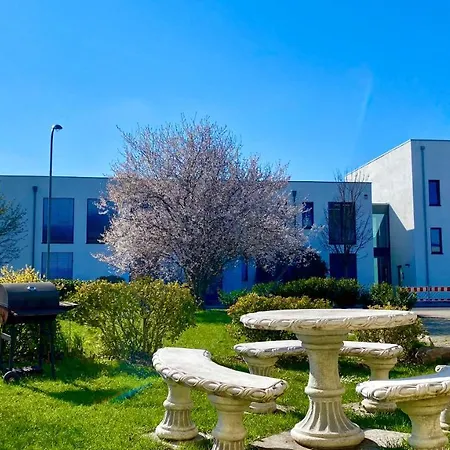 I-motel Nahe Frankfurt اوبرتشوسن