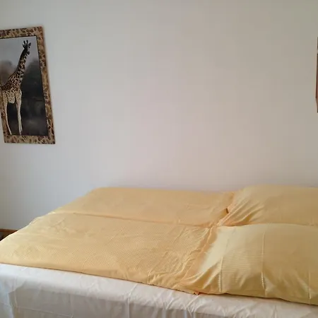 I-motel מלון אוברטשאוסן