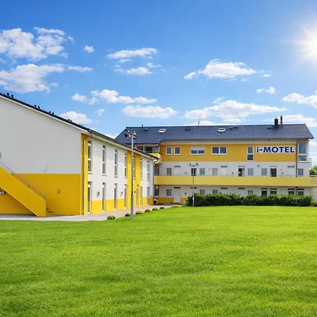 Hotel I-motel Nahe Frankfurt 3*