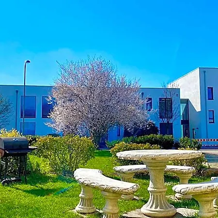 I-motel Nahe Frankfurt 3*