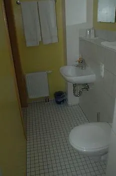 I-motel Nahe Frankfurt מלון